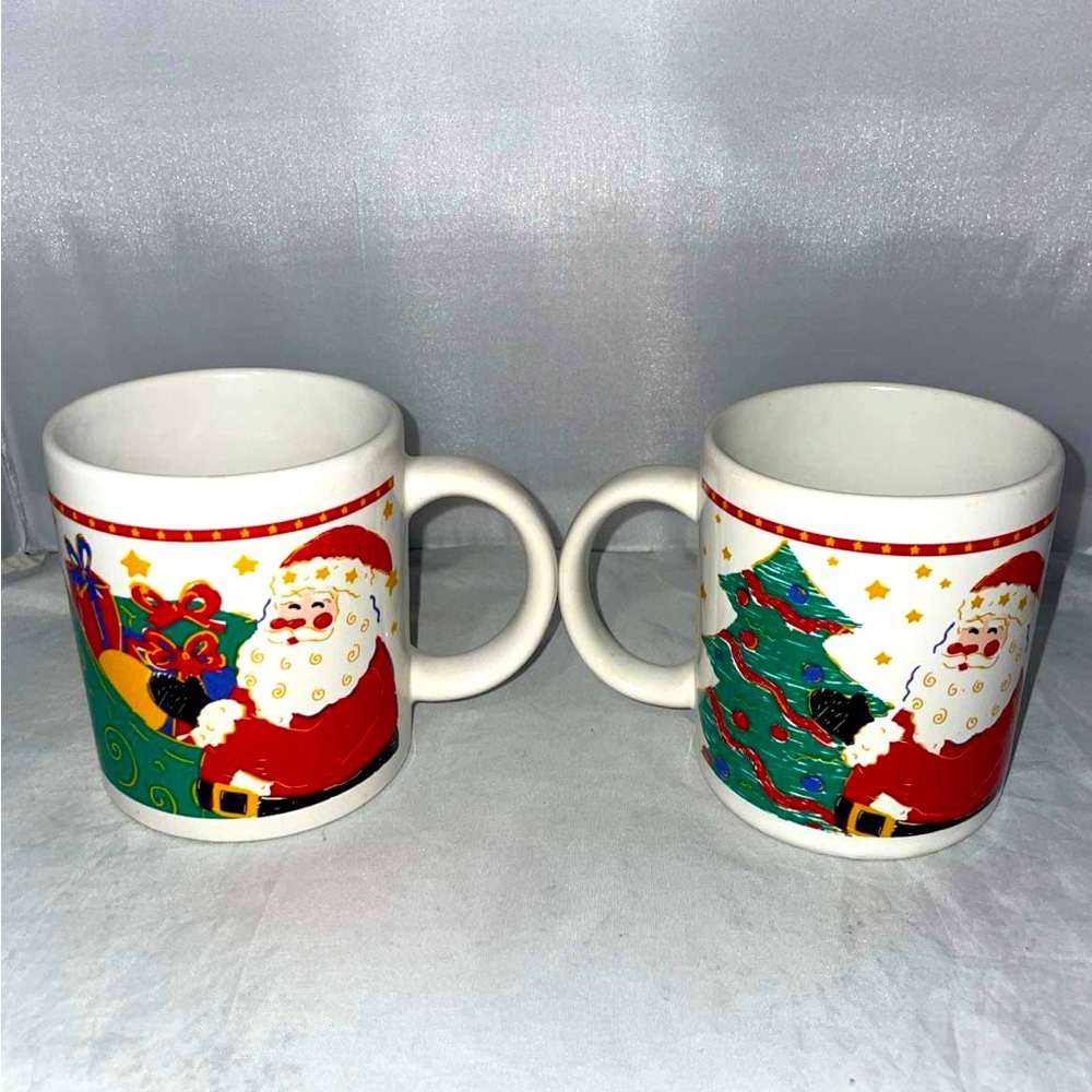 Riviera/Van Beers by Signature Housewares Incorporated set of 2 Christmas mugs